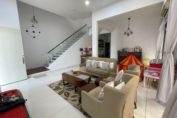 *Canal Garden South @ Horizon Hills * Double Storey Cluster House For Rent