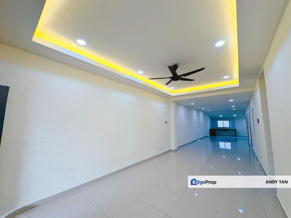 Taman Zamrud @ Ulu Tiram Large Single Storey Terrace For Sale, Johor, Ulu Tiram