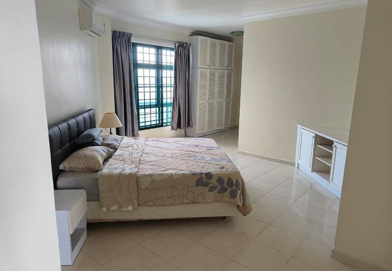 The Straits View, Bandar Baru Permas Jaya