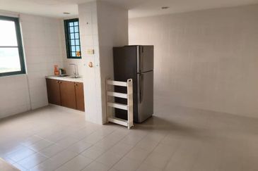 The Straits View, Bandar Baru Permas Jaya