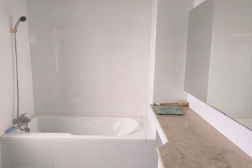 The Straits View, Bandar Baru Permas Jaya