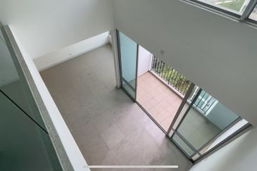 Dedaun Hijau (Greenfield Regency)