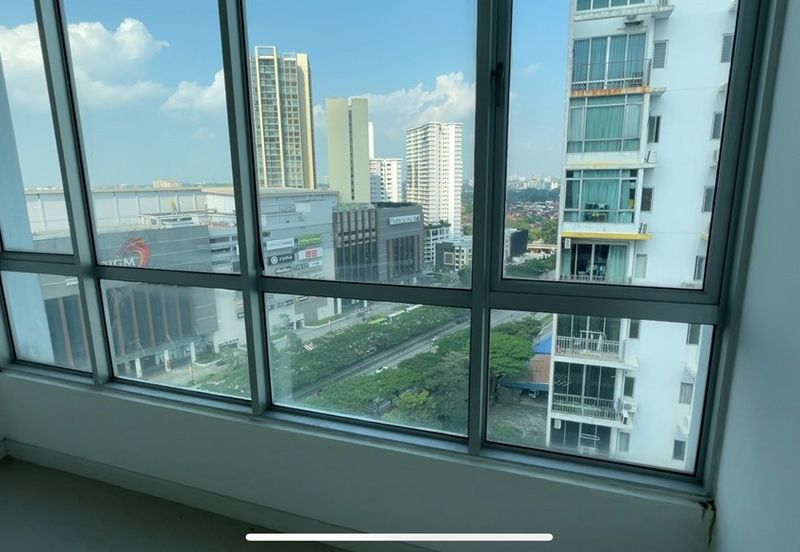 Dedaun Hijau (Greenfield Regency)