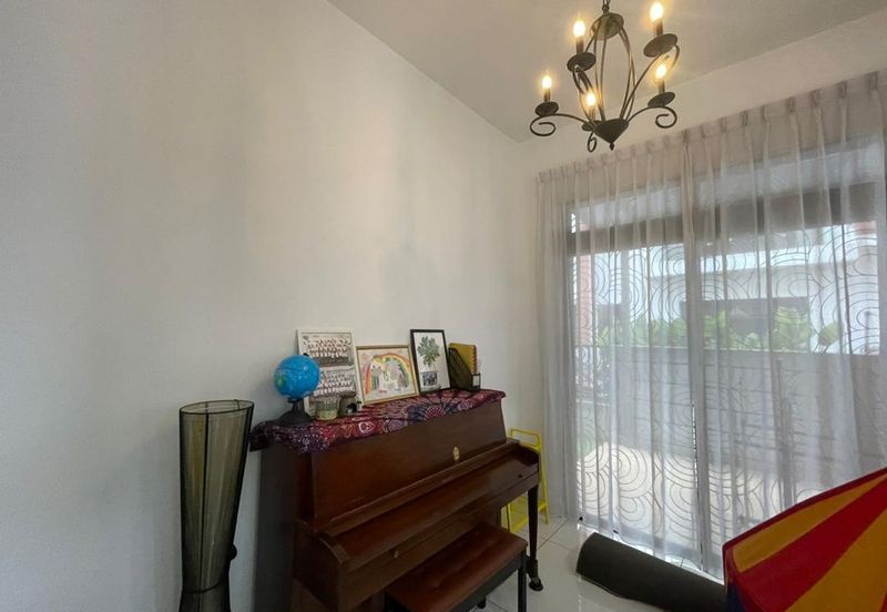 The Canal Garden South, Horizon Hills