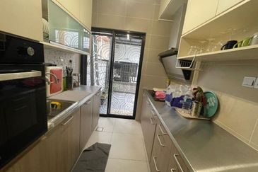 The Canal Garden South, Horizon Hills