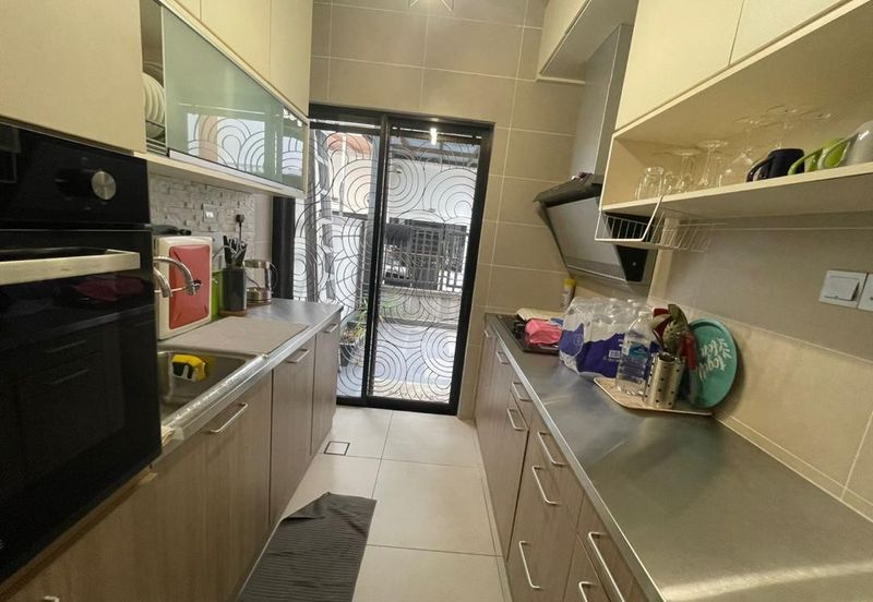 The Canal Garden South, Horizon Hills