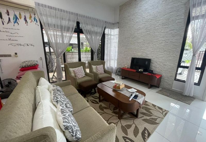 The Canal Garden South, Horizon Hills