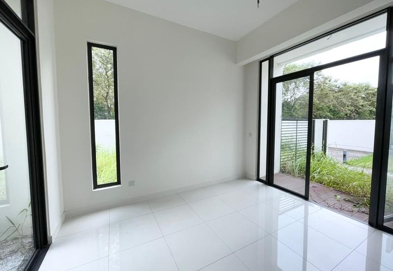 Avira Garden Terraces @ Medini