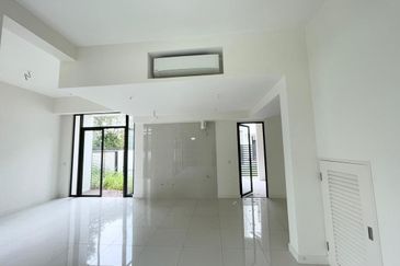 Avira Garden Terraces @ Medini