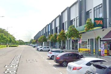 Eco Curve @ Eco Business Park 1