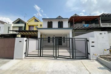 Setia Tropika @ Jln Setia Tropika 4 For Sale