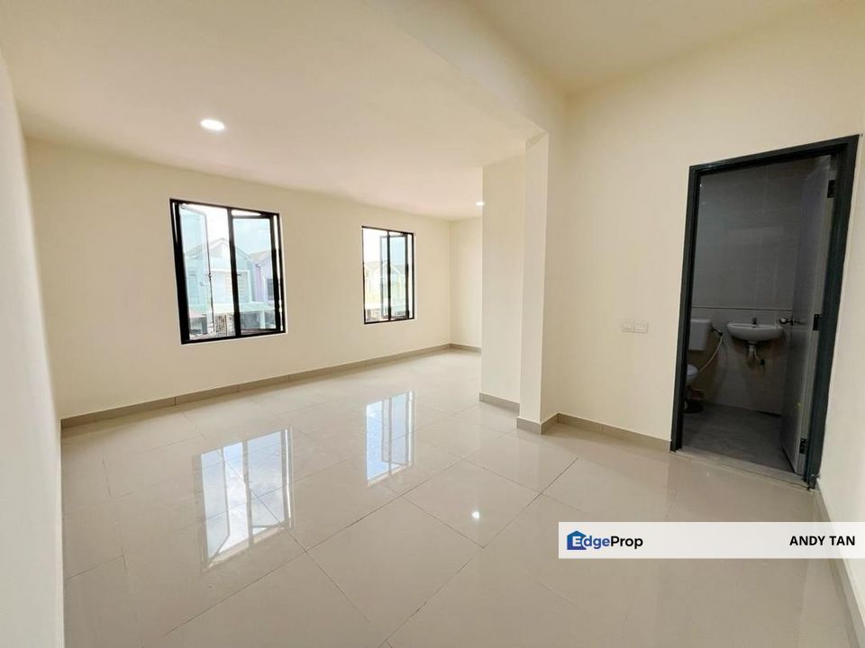 Setia Tropika @ Jln Setia Tropika 4 For Sale, Johor, Setia Tropika