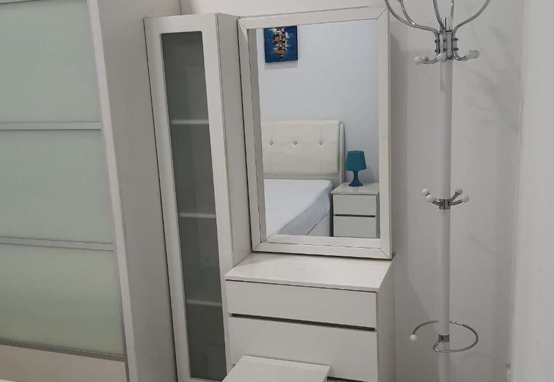 Akademik Suite @ Mount Austin