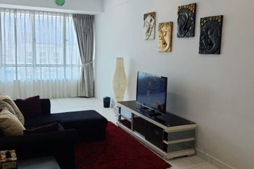 Akademik Suite @ Mount Austin