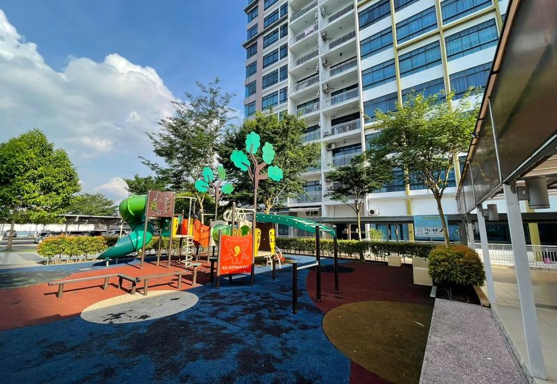 Seri Austin Luxury Apartment