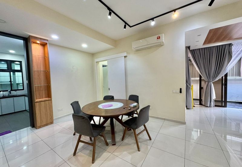 Featherstone @Eco Botanic