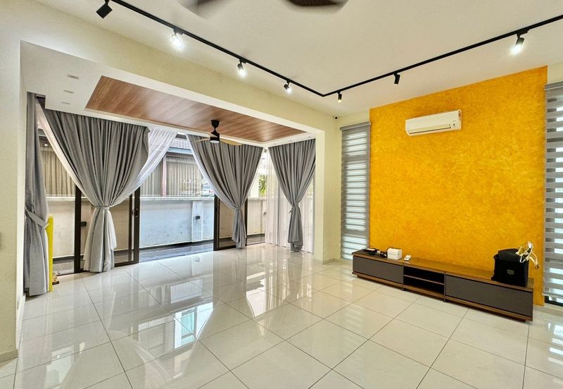 Featherstone @Eco Botanic