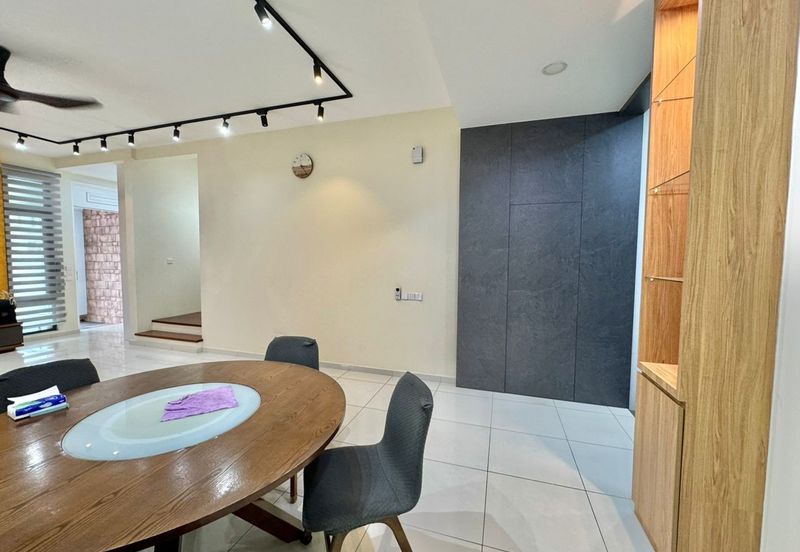 Featherstone @Eco Botanic