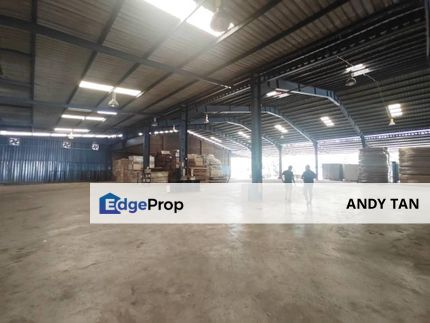 Ban Foo Factory Warehouse Facing Mainroad For Rent, Johor, Ulu Tiram