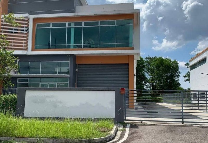 SILC Industrial Park  @ Gelang Patah Jalan SILC 1/x  Double Storey Semi-D Factory For Sale