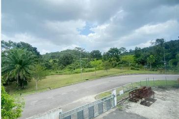 3 Storey Semi-Detached Factory @ PTP Gelang Patah  i-parc BIG BIG CORNER LAND For Sale