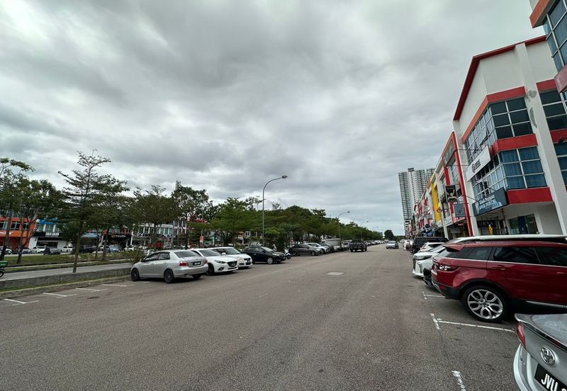 Taman Mount Austin Commercial