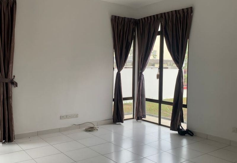Setia Tropika Caranday Park  Double Storey  Cluster For Sale