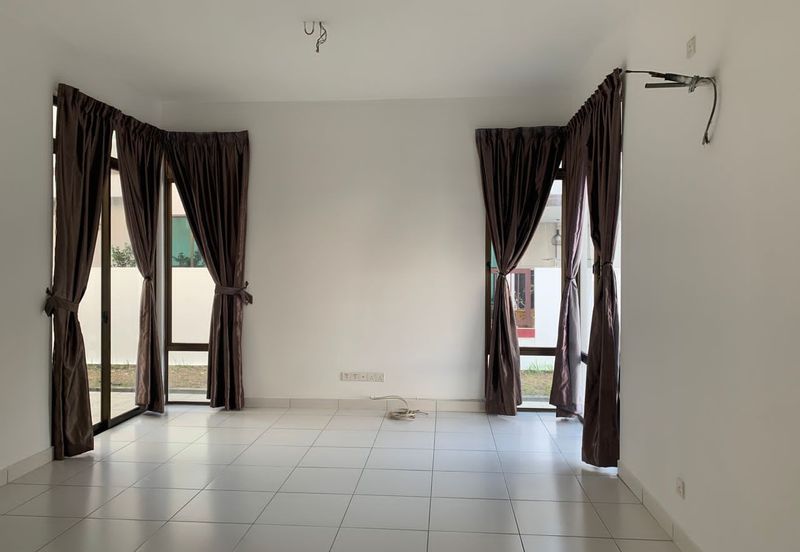 Setia Tropika Caranday Park  Double Storey  Cluster For Sale