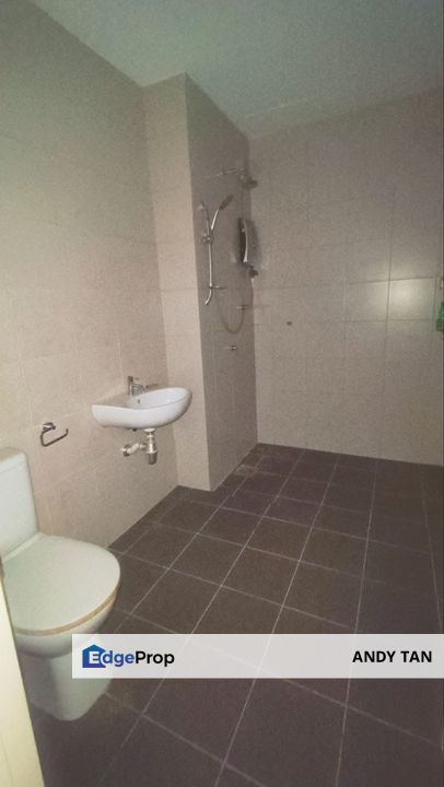 Meridin executive suite @ medini ( Beside Ramada Hotel)  Brand New Studio For Sale, Johor, Nusajaya