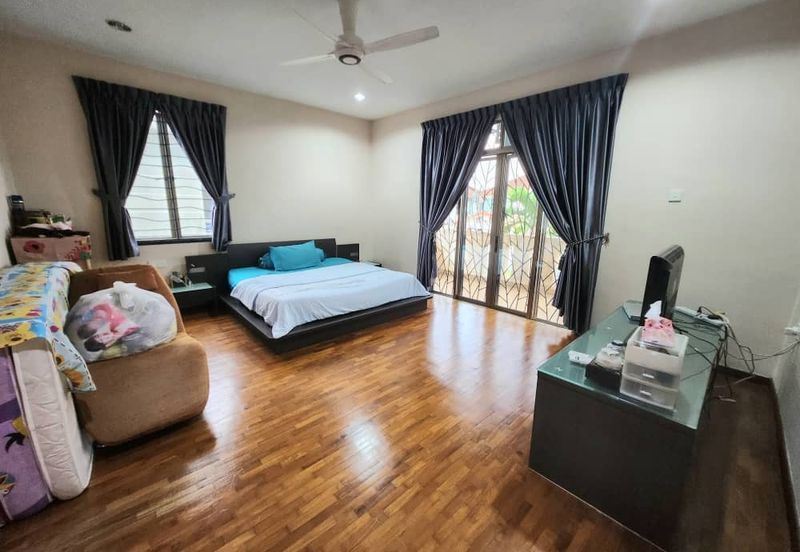 Taman Austin Heights