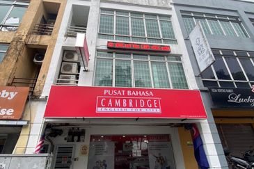 Taman Nusa Bestari 1