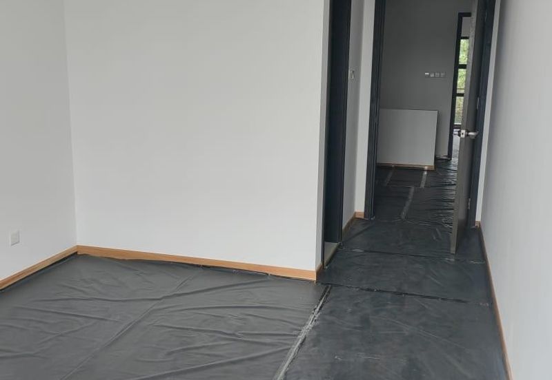 Senibong Cove Waterway Residences