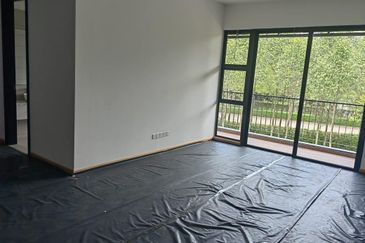 Senibong Cove Waterway Residences