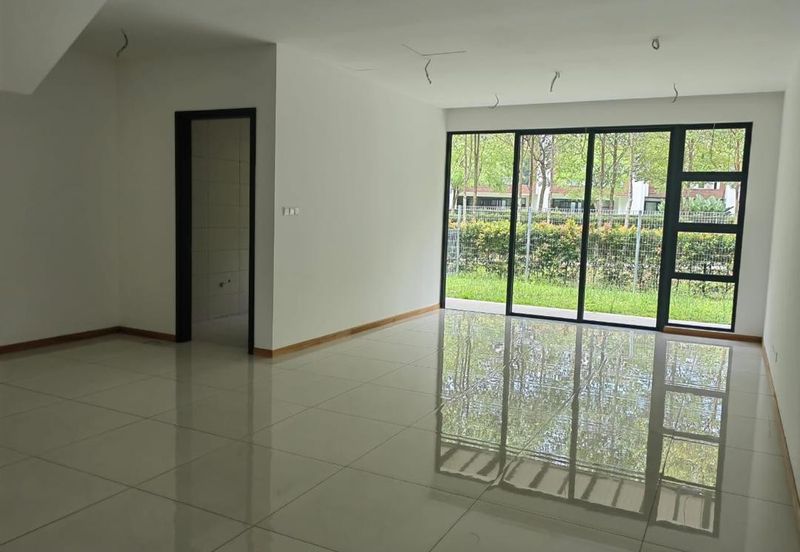 Senibong Cove Waterway Residences