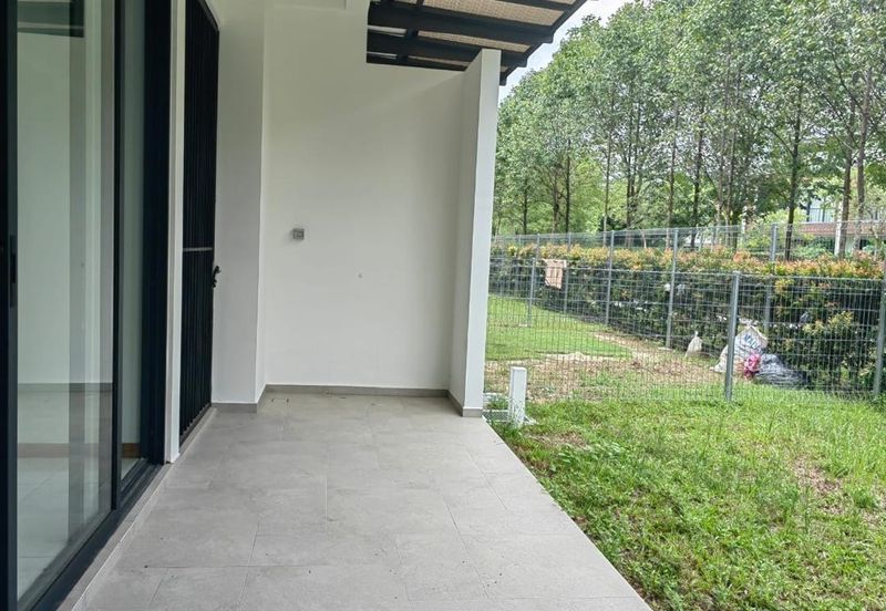 Senibong Cove Waterway Residences