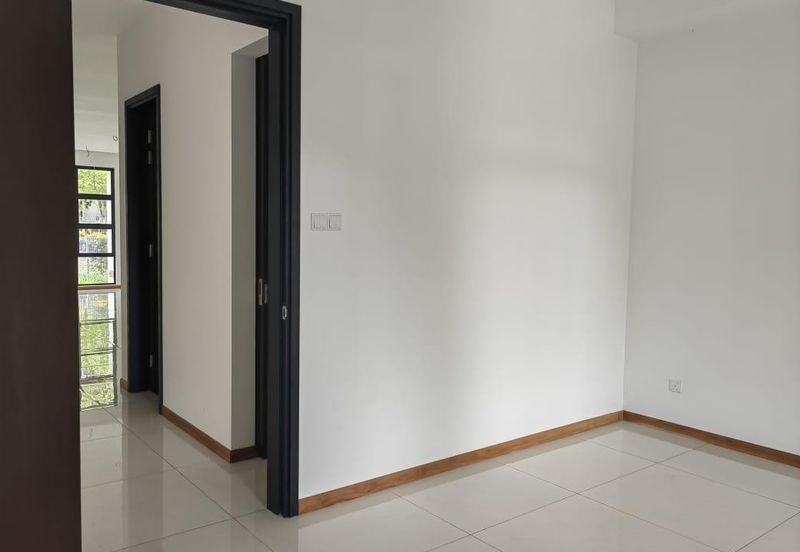 Senibong Cove Waterway Residences