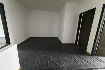 Senibong Cove Waterway Residences