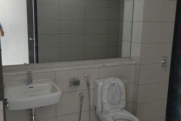 Senibong Cove Waterway Residences