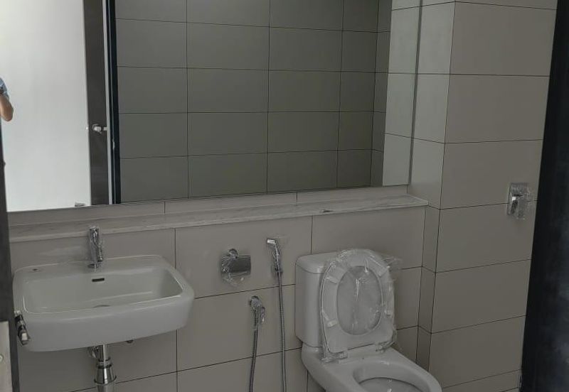 Senibong Cove Waterway Residences