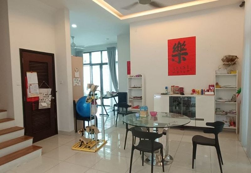 Taman Impian Heights