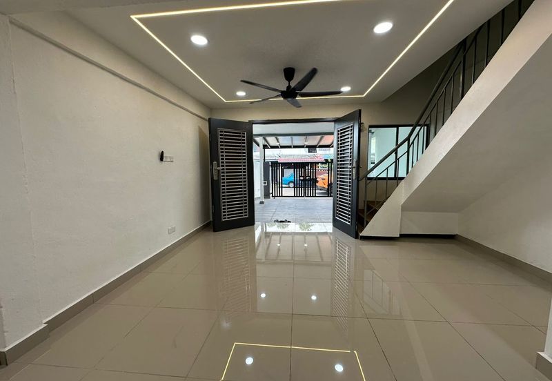 Jalan Mutiara Emas 2/32