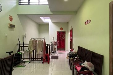 Setia Tropika 3/xx Double Storey For Sale