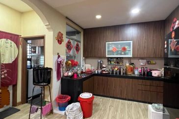 Setia Tropika 3/xx Double Storey For Sale