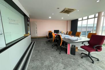 Nusa Cemerlang Industrial Park