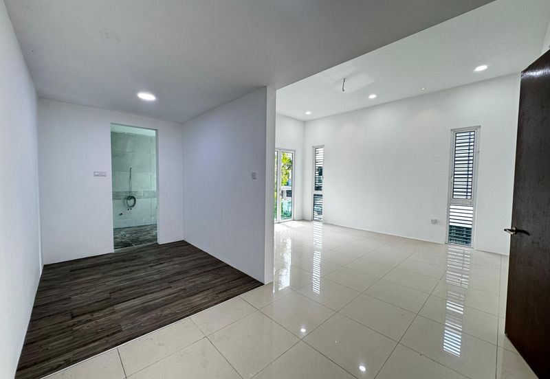 Jalan Mutiara Emas 2/32