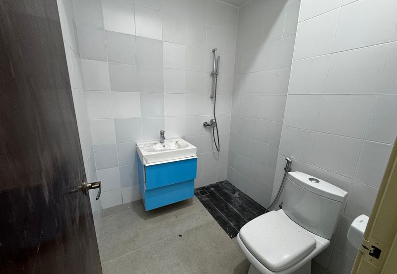 Jalan Mutiara Emas 2/32