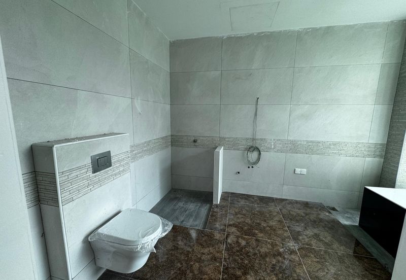 Jalan Mutiara Emas 2/32