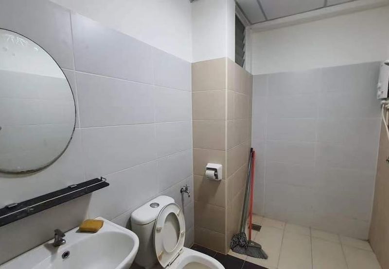 Akademik Suite @ Mount Austin