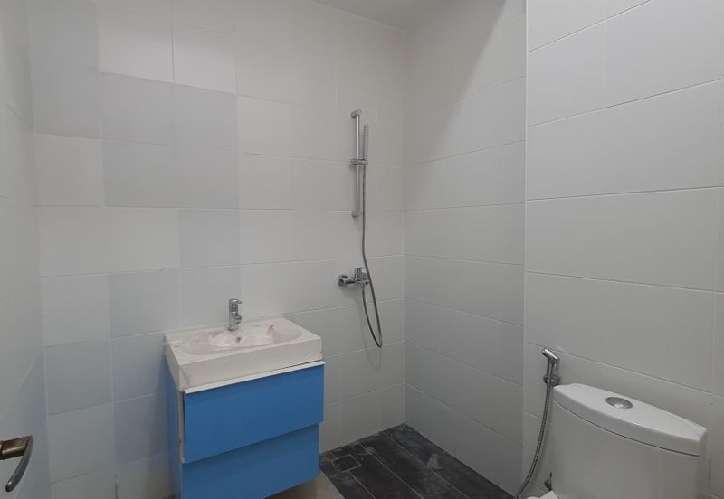 Jalan Mutiara Emas 2/32