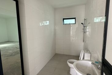 Taman Nong Chik Heights